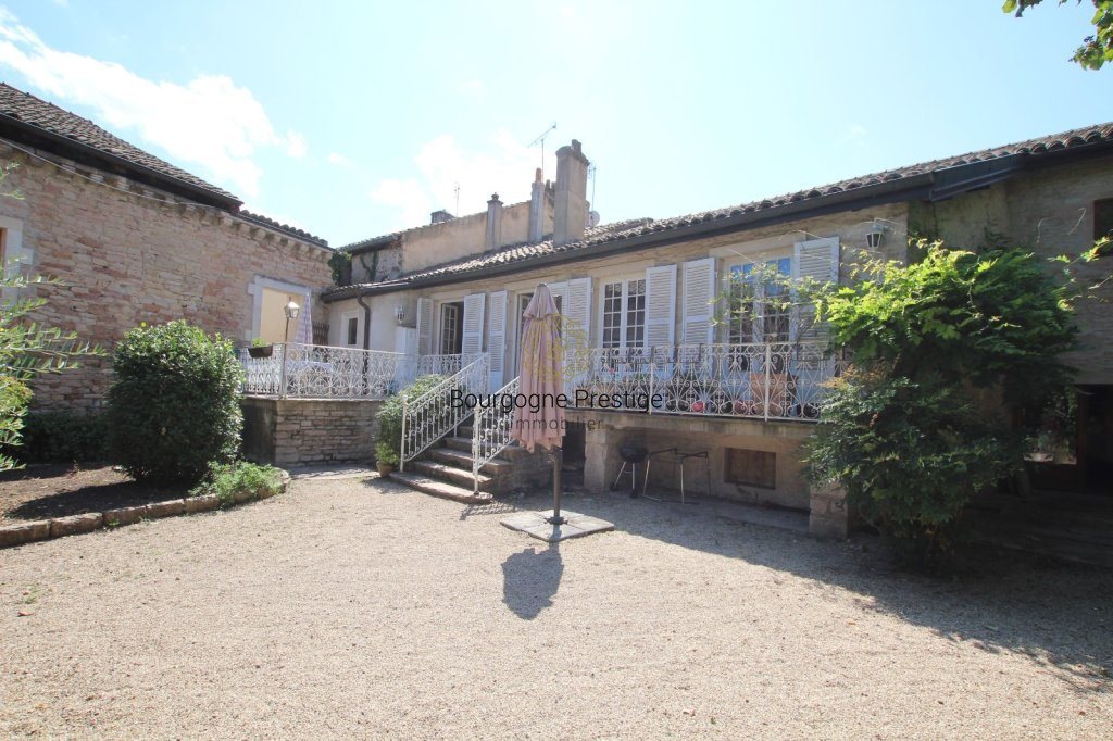 Maison à vendre, 344m², Tournus