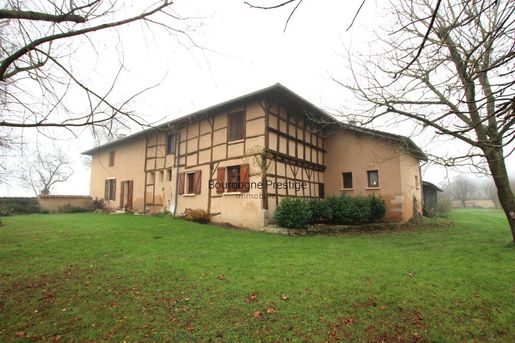 Maison 5 pièces 155 m² · à Mâcon · 155 m² · 350 000 €