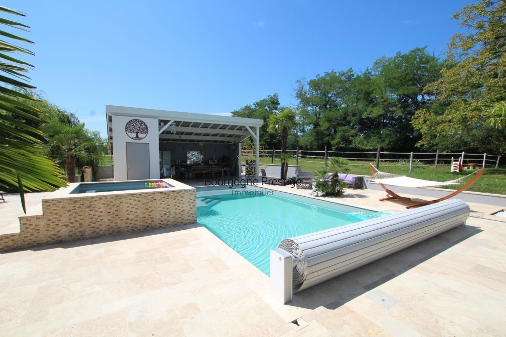 Maison à vendre, 210m², Louhans