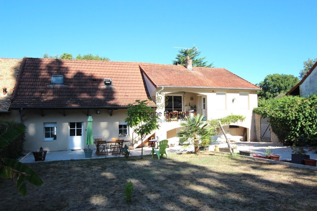 Maison à vendre, 112m², Tournus