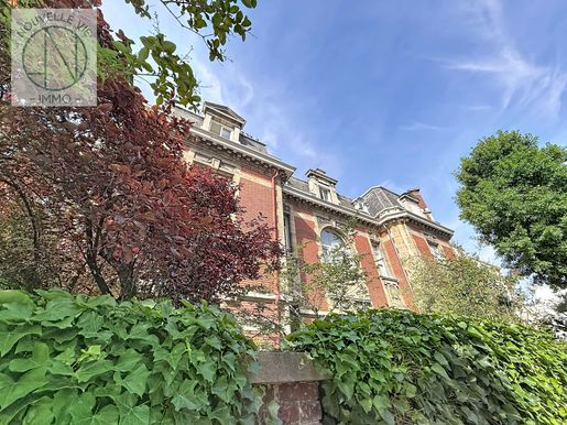 Appartement 4 pièces 207 m² · à La Madeleine · 207 m² · 749 900 €