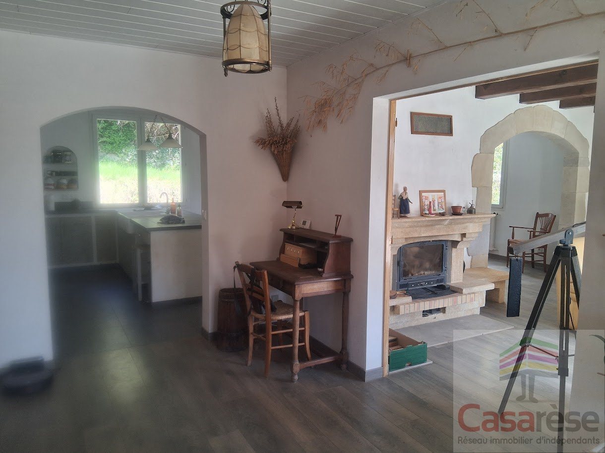 Maison à vendre, 140m², Meyras