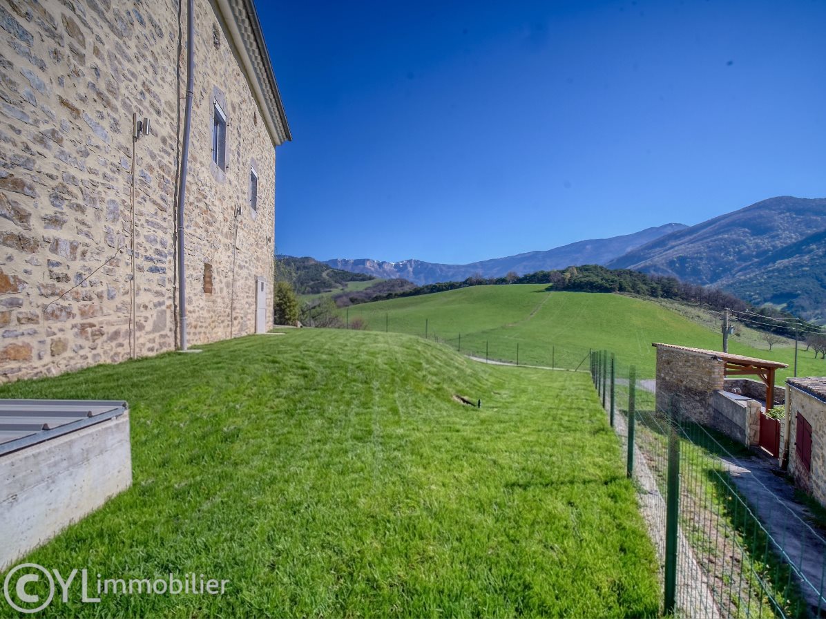 Maison 6 pièces 132 m² · à Saint-Andéol · 132 m² · 260 000 €