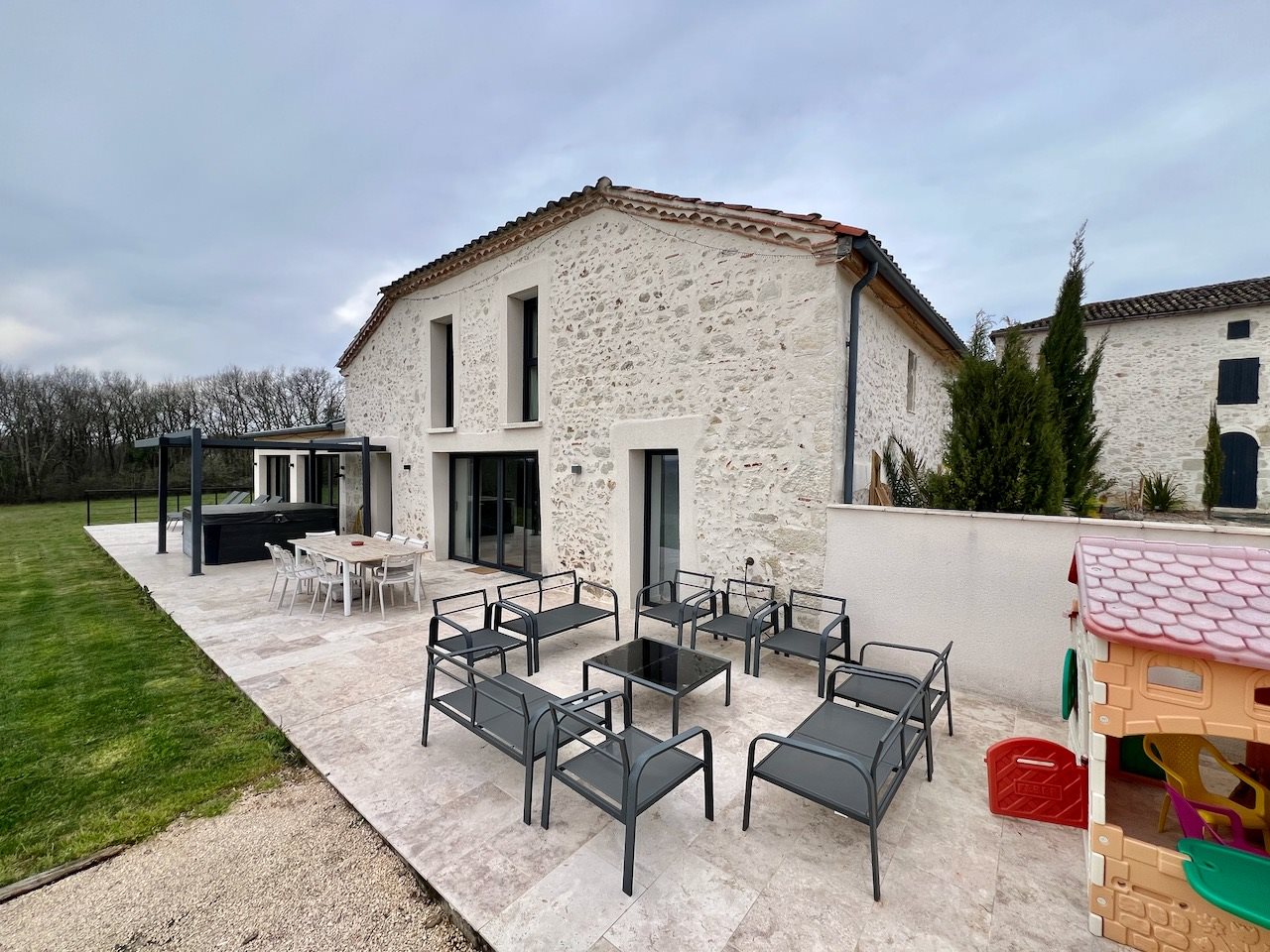 Maison à vendre, 322m², Lédat