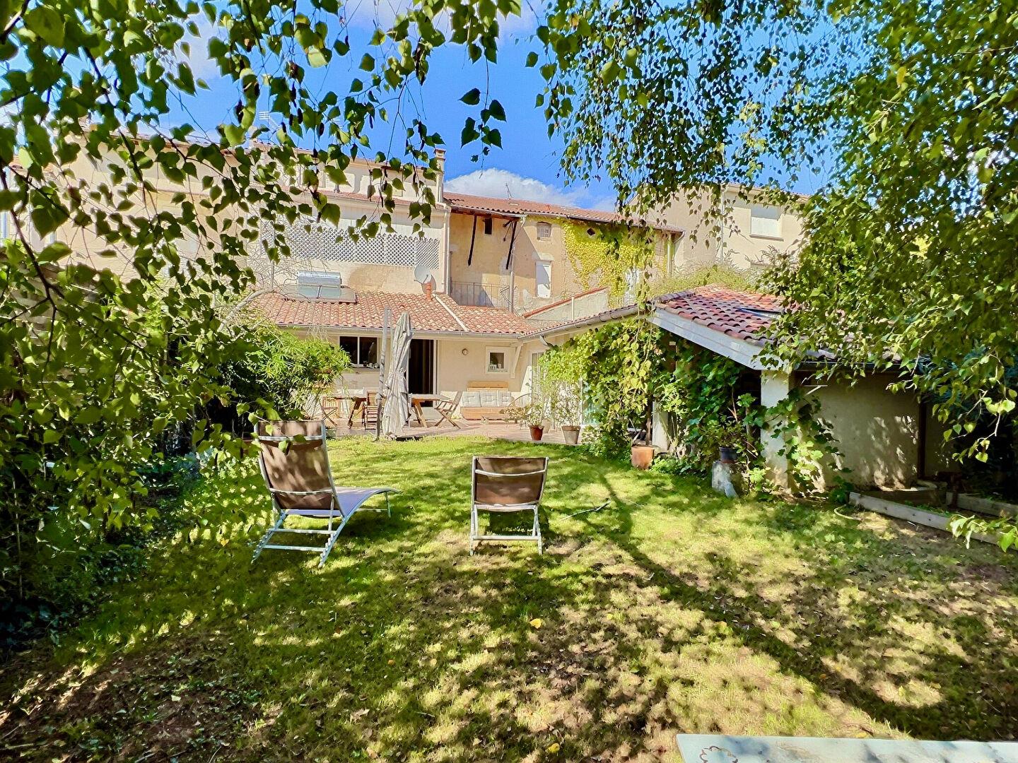 Maison à vendre, 192m², Villeneuve-sur-Lot