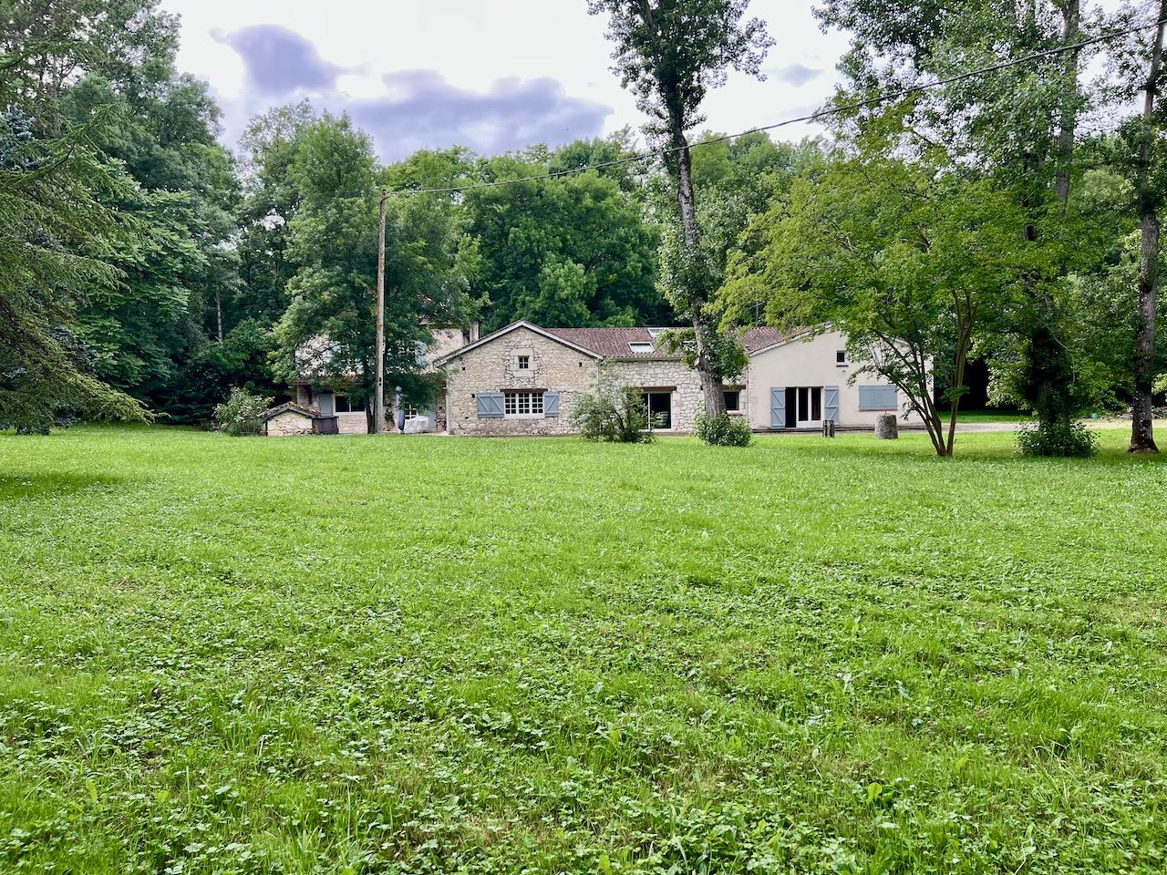 Maison à vendre, 434m², Monbalen