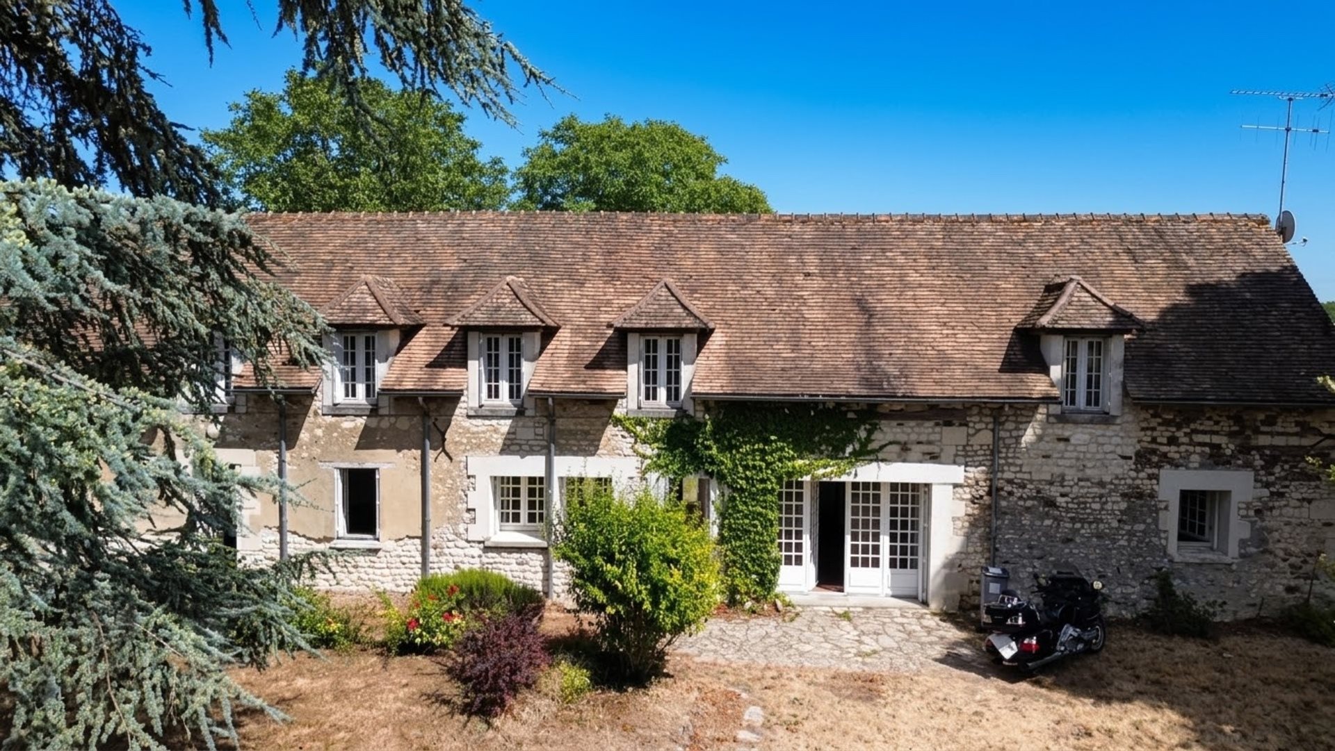 Maison à vendre, 230m², Antogny-le-Tillac