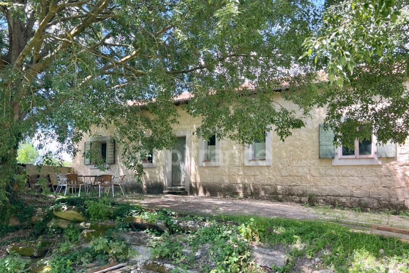 Maison à vendre, 202m², Sommières