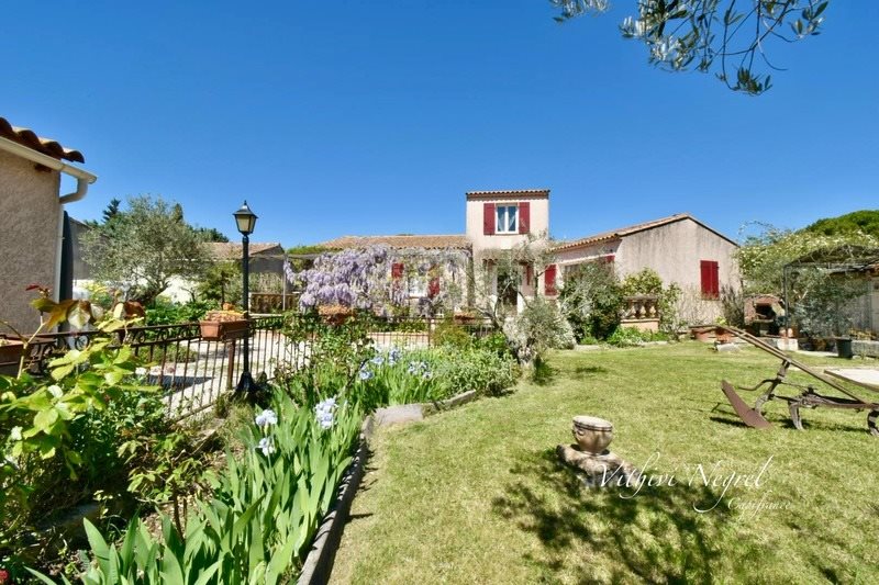 Maison à vendre, 169m², Mouriès