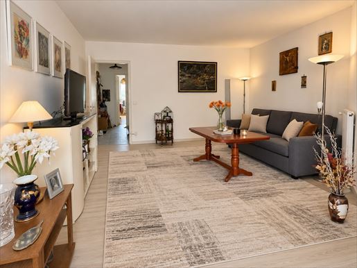 4 pièces 89 m² · à Créteil · 89 m² · 250 000 €