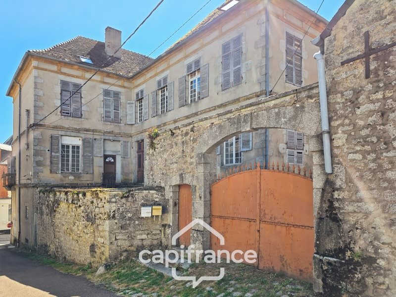 Maison à vendre, 780m², Lormes