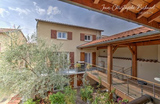 Maison 5 pièces 139 m² · à Brignais · 139 m² · 529 000 €