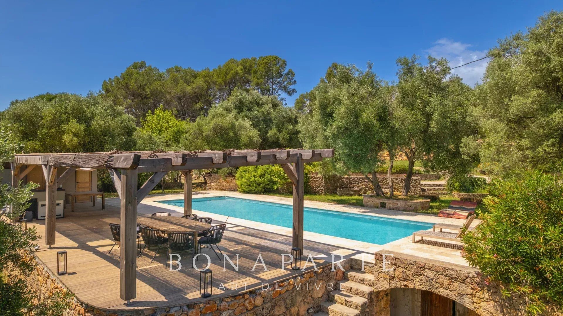 Maison à vendre, 486m², Bagnols-en-Forêt