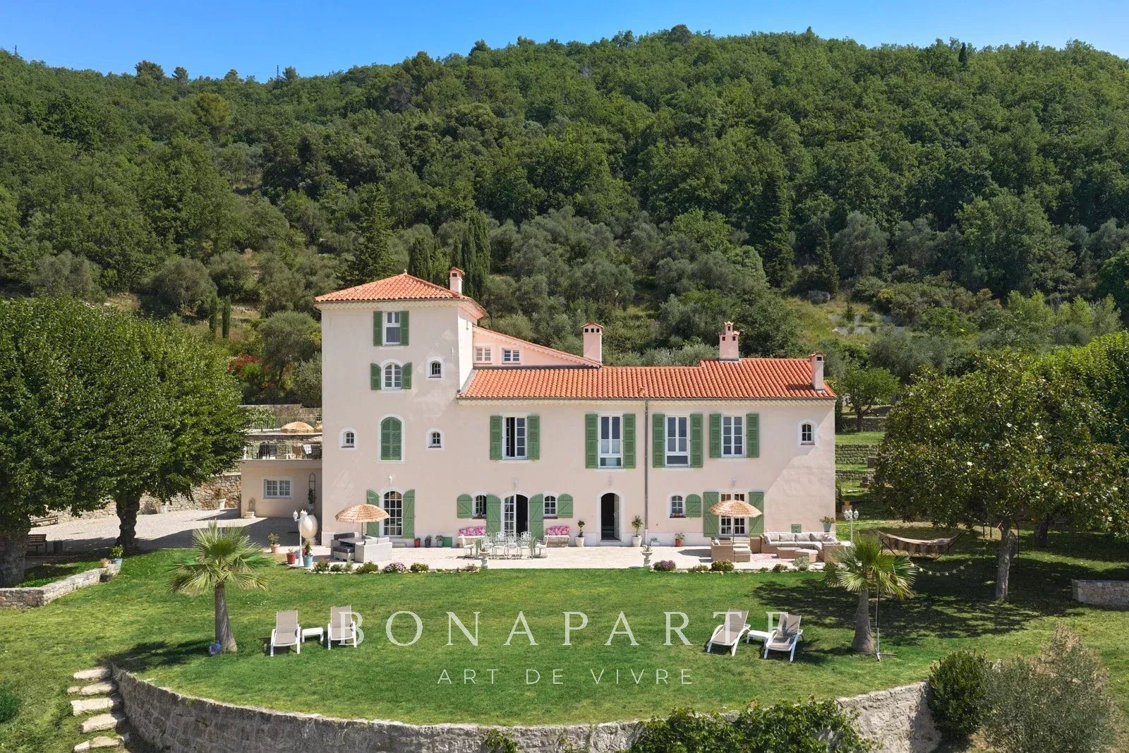 Maison à vendre, 665m², Grasse
