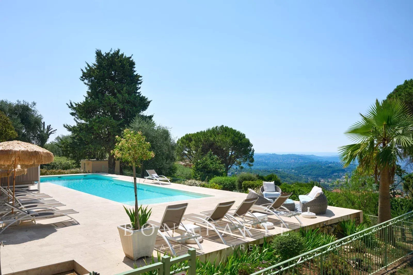 Maison à vendre, 665m², Grasse