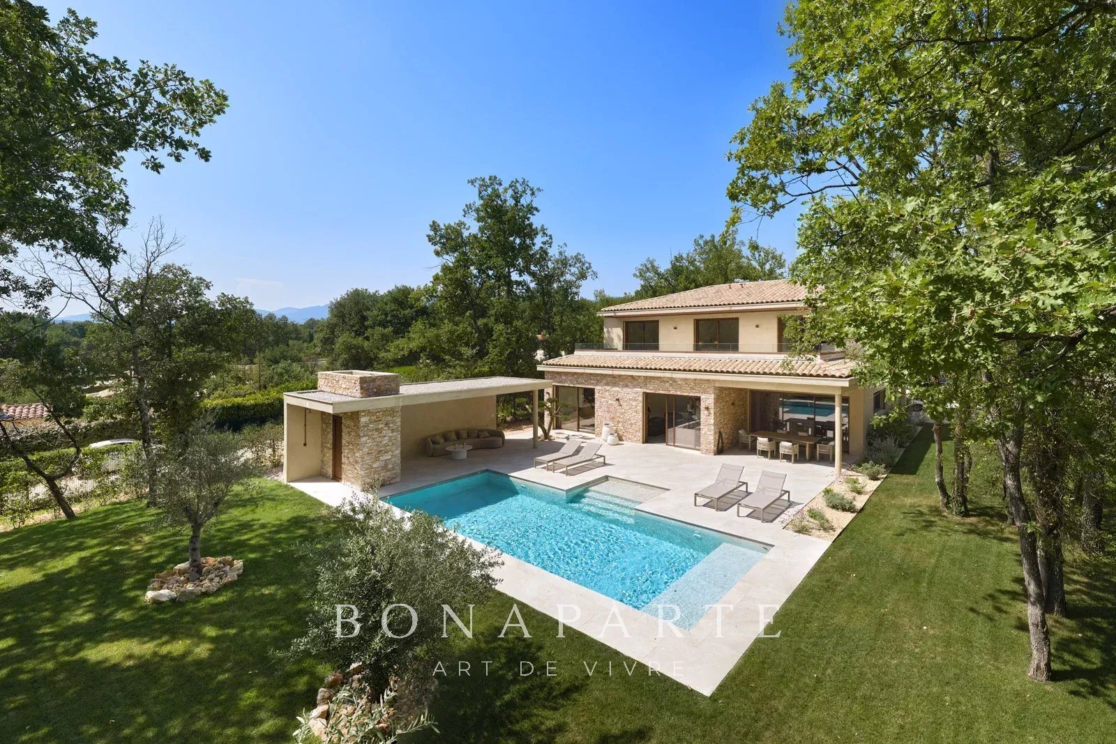 Maison à vendre, 241m², Tourrettes