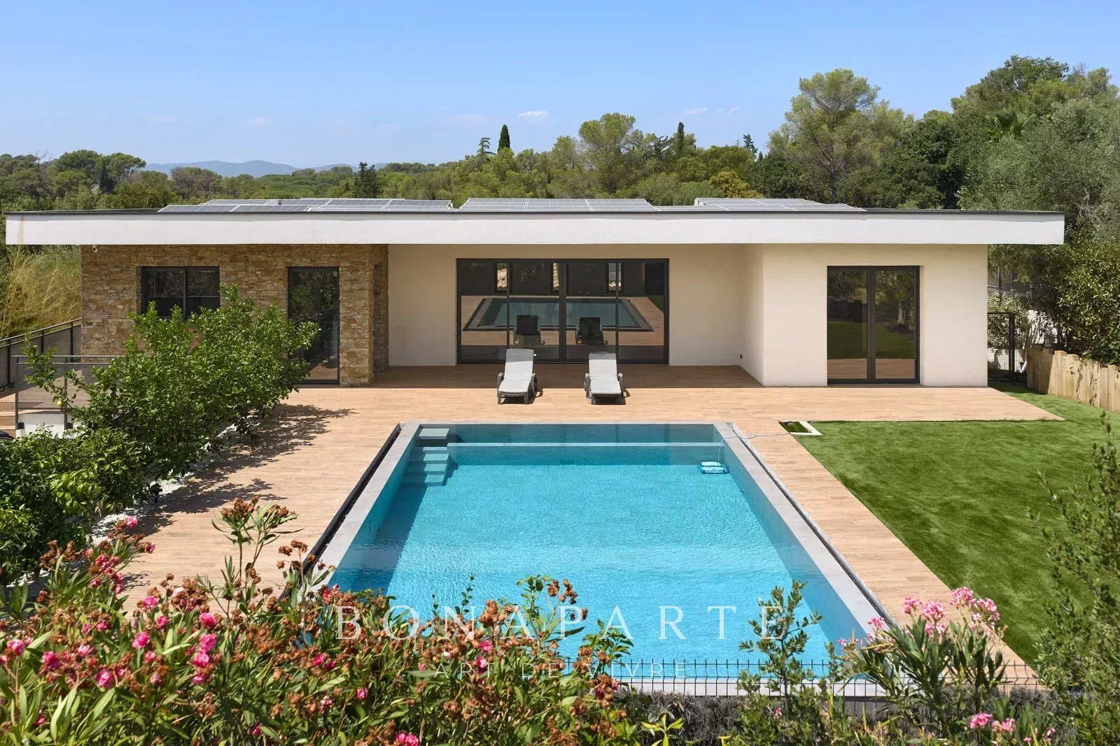 Maison à vendre, 245m², Fréjus