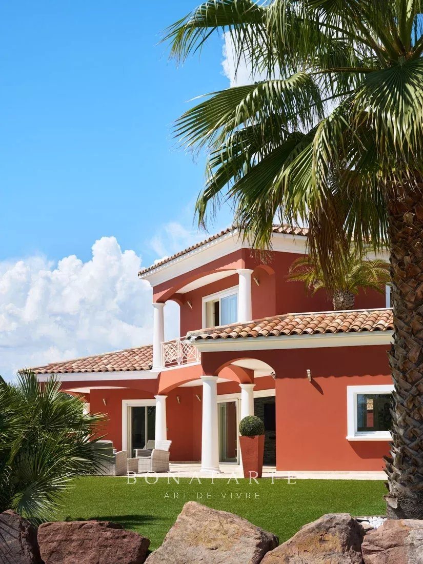 Maison à vendre, 214m², Fréjus