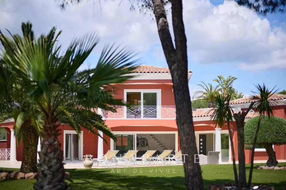 Maison à vendre, 214m², Fréjus
