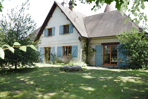 Maison 7 pièces 187 m² · à Salins-les-Bains · 187 m² · 450 000 €