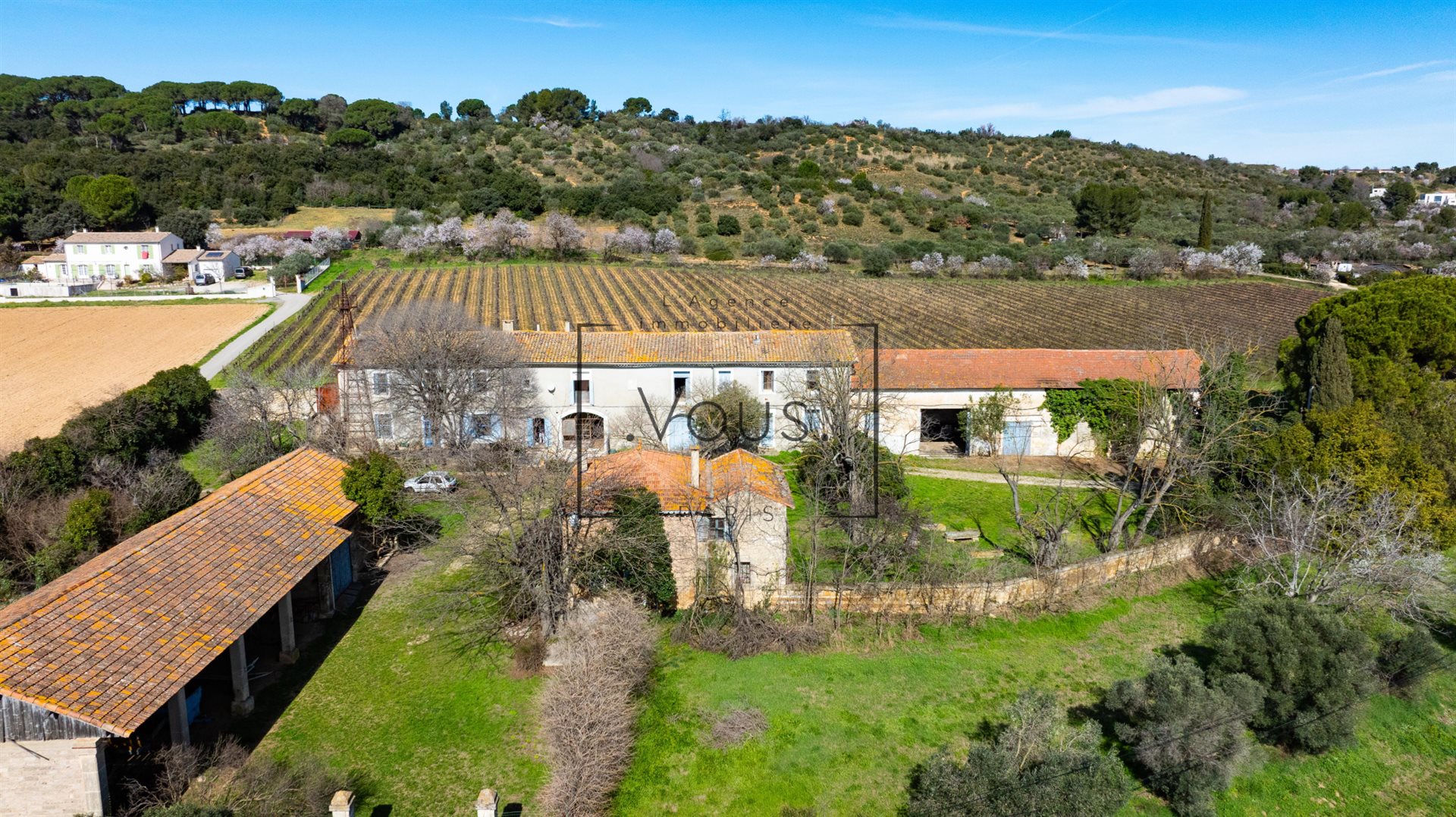 Maison à vendre, 403m², Bellegarde