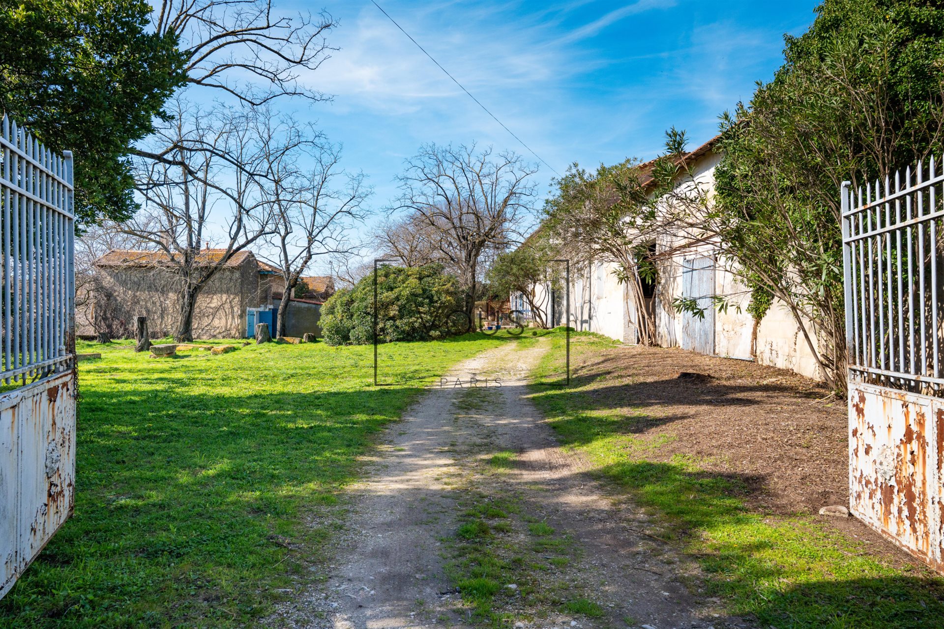 Maison à vendre, 403m², Bellegarde