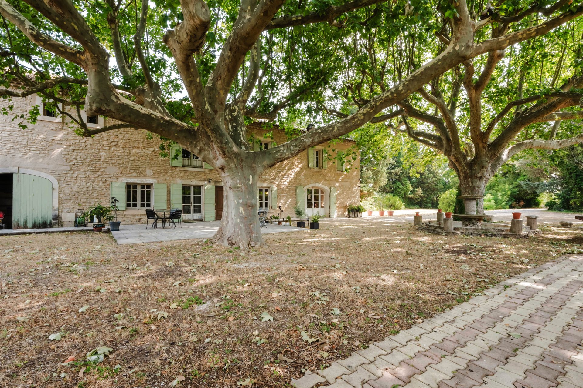 Maison à vendre, 330m², L'Isle-sur-la-Sorgue