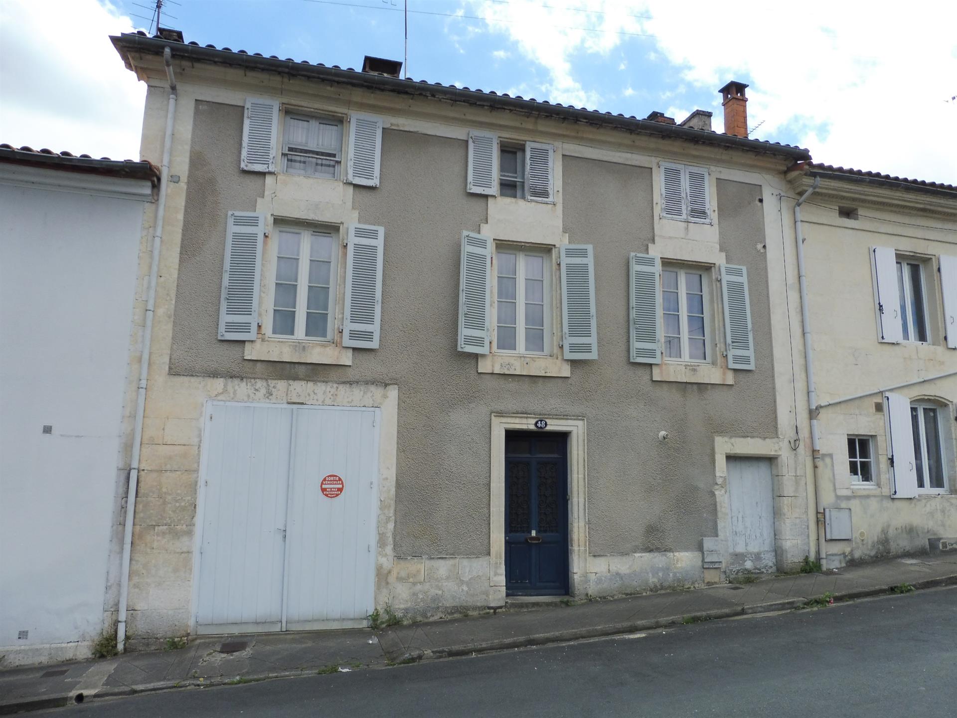 Maison à vendre, 171m², Ribérac