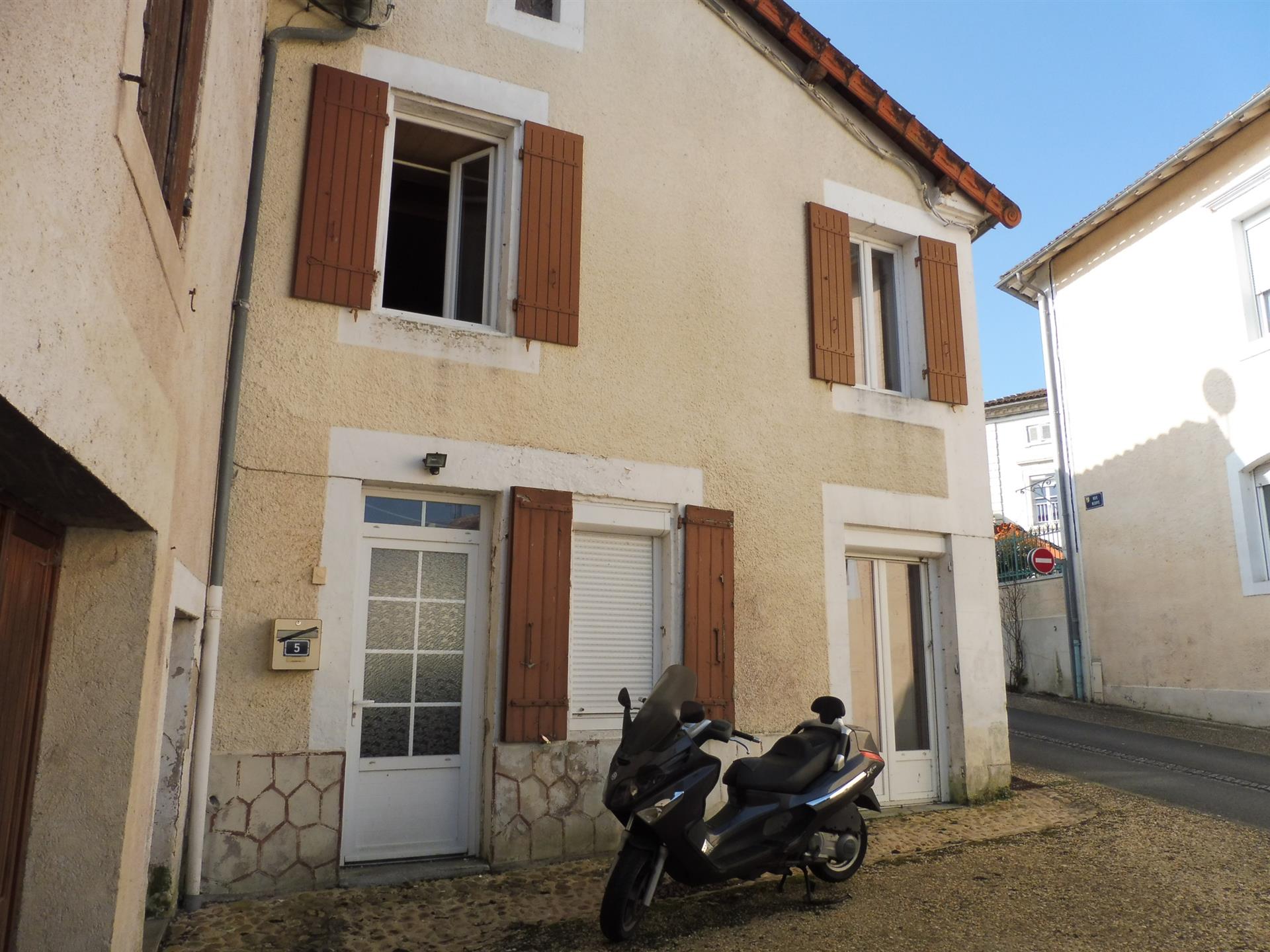 Maison à vendre, 135m², Saint-Vincent-de-Connezac