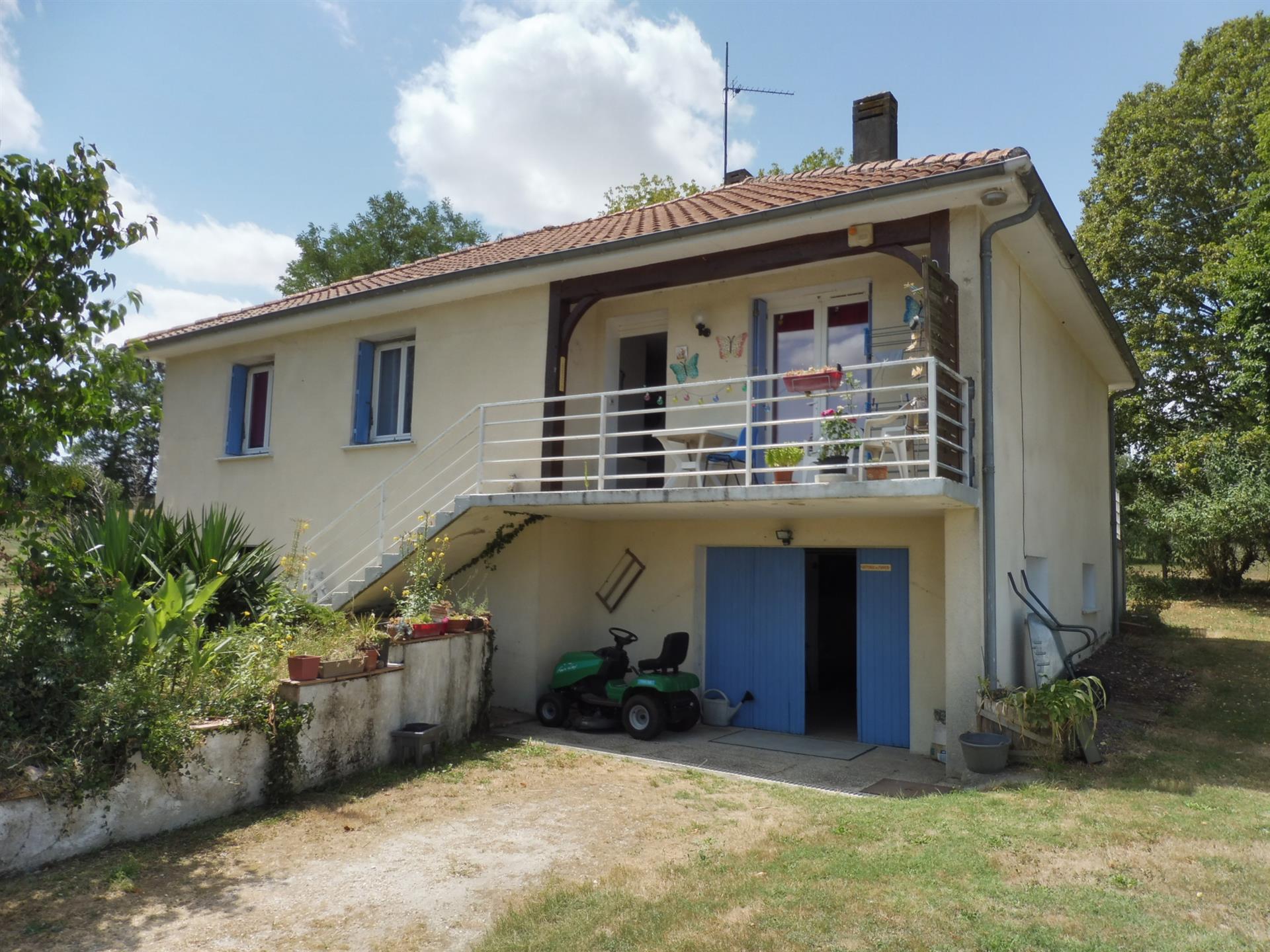Maison à vendre, 92m², Allemans