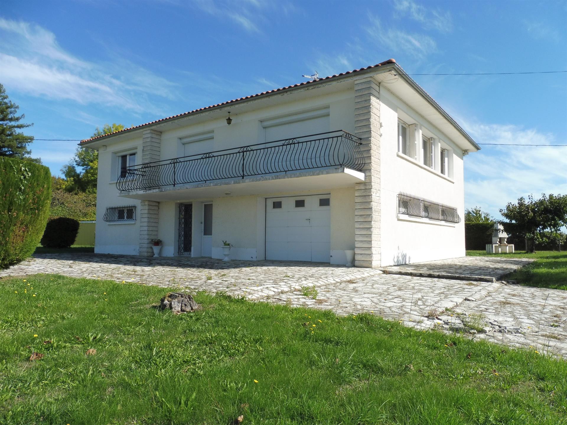 Maison à vendre, 191m², Ribérac