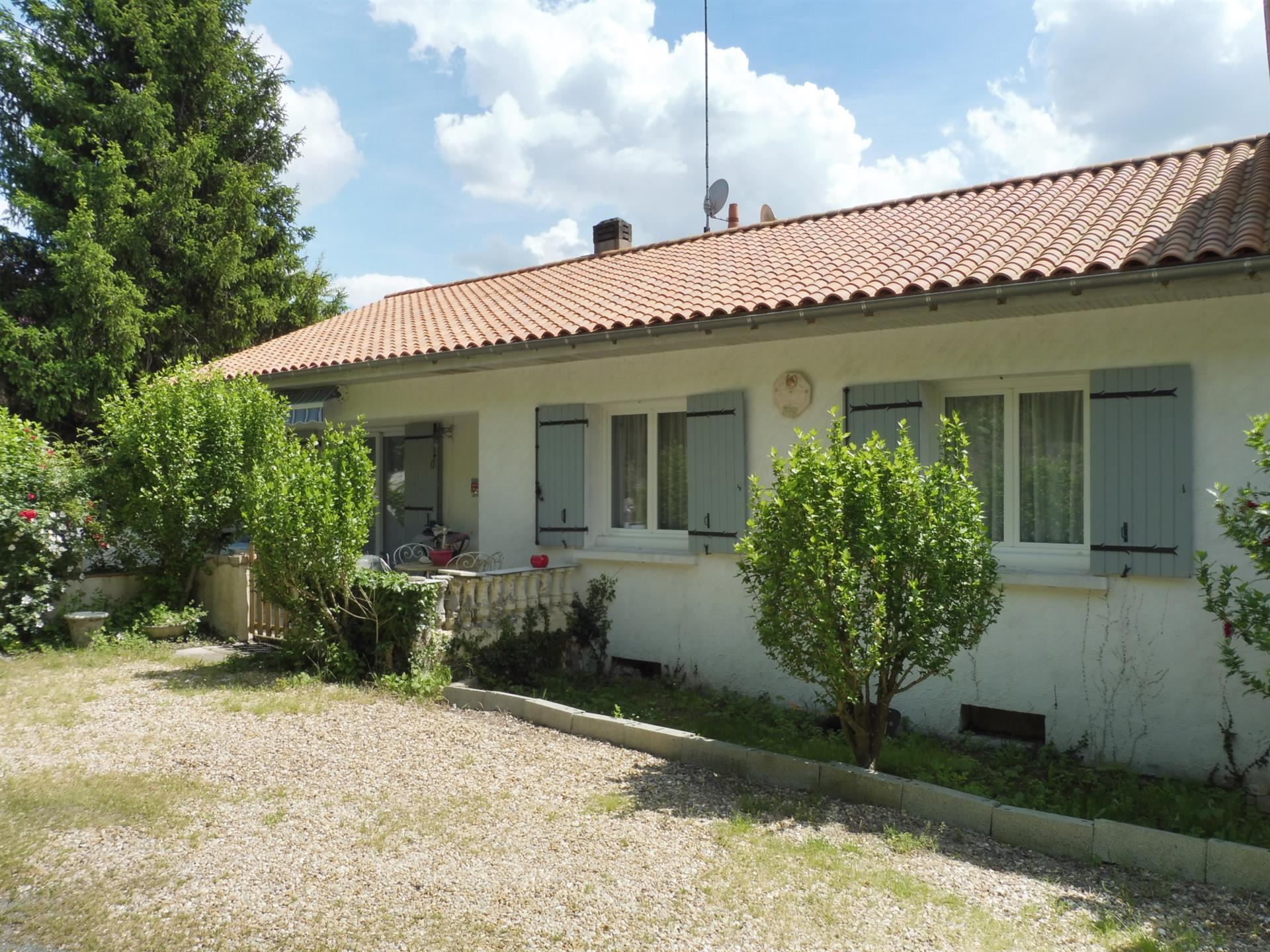 Maison à vendre, 125m², Ribérac