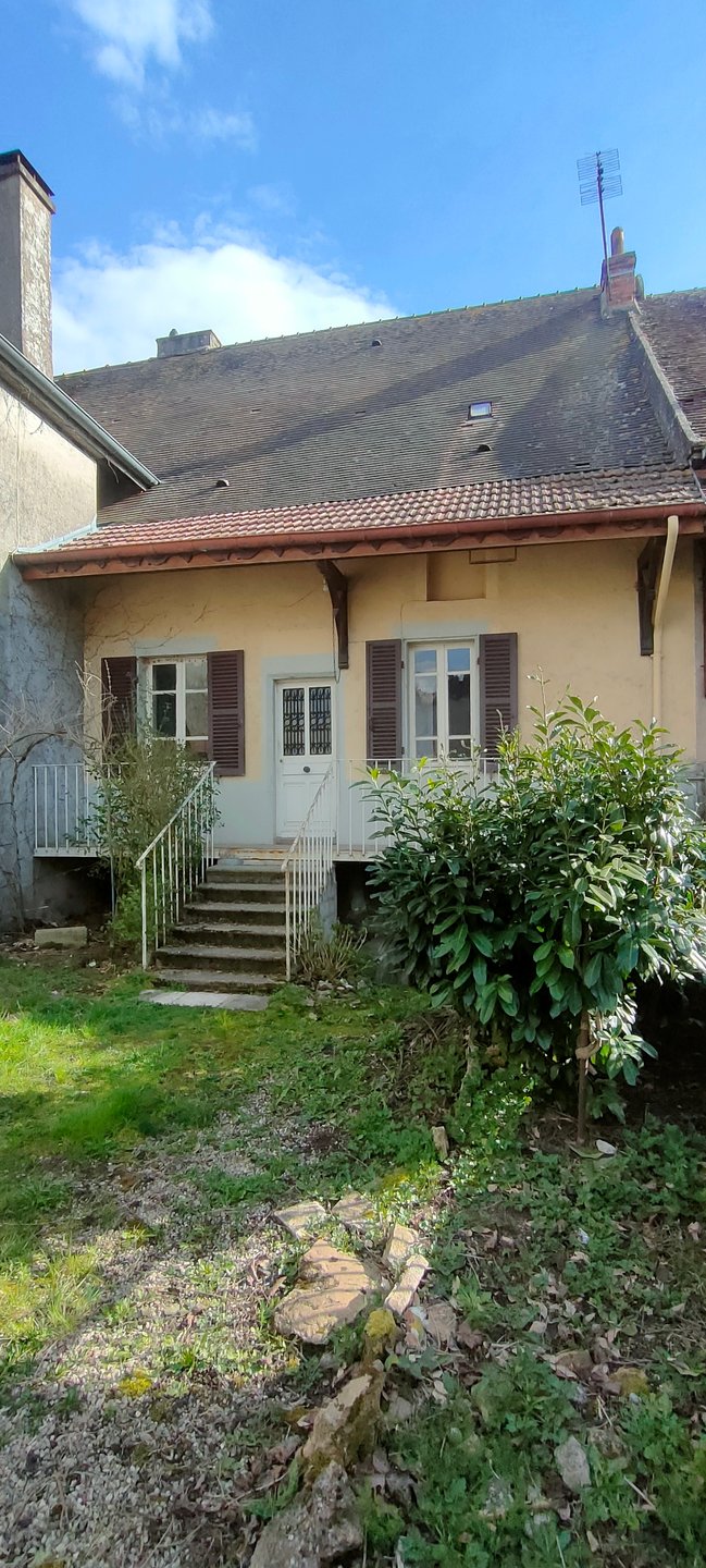 Maison 4 pièces 62 m² · à Saint-Bonnet-de-Joux · 62 m² · 50 000 €