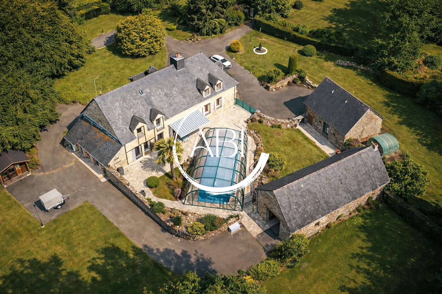Maison à vendre, 250m², Saint-Georges-Buttavent