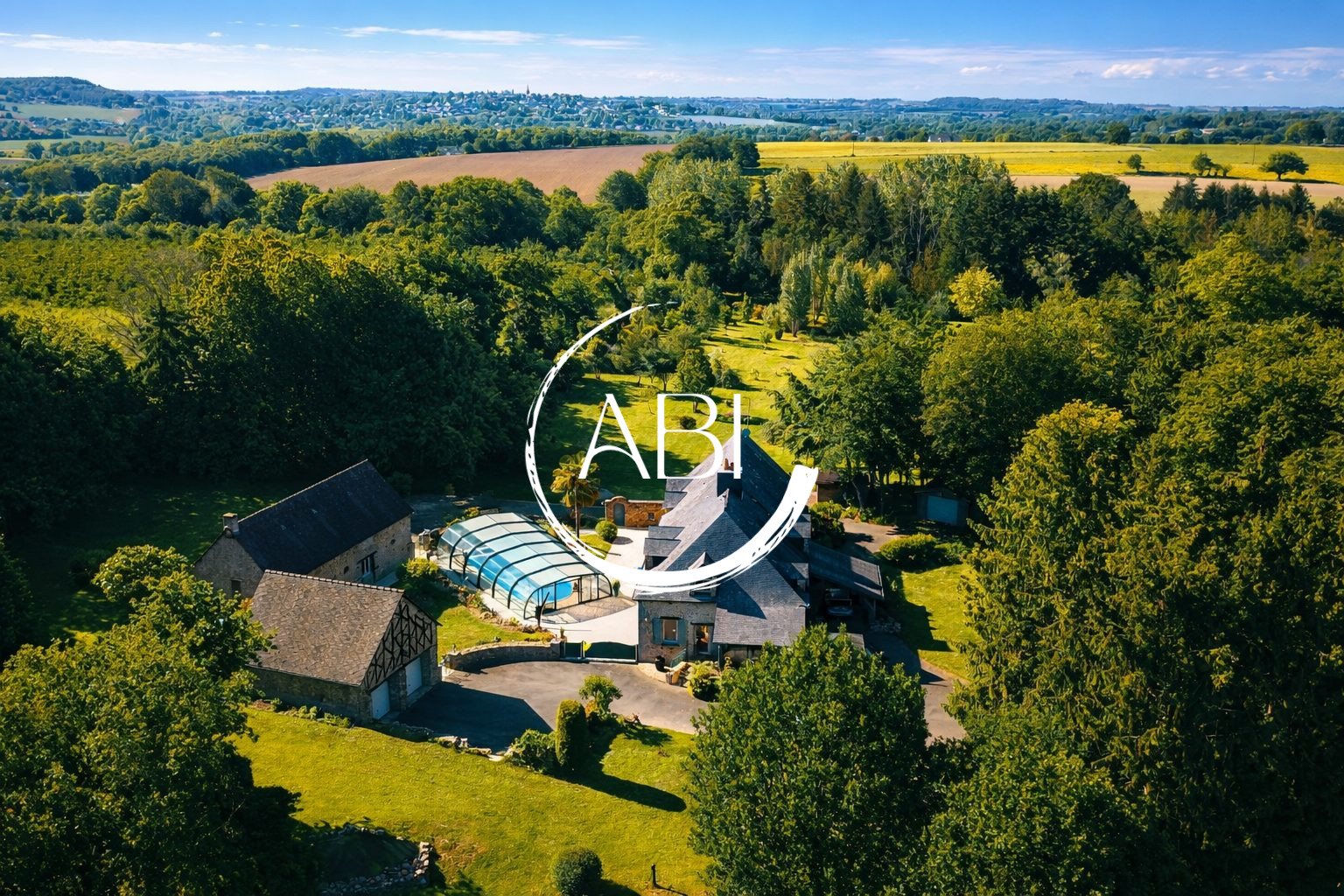 Maison à vendre, 250m², Saint-Georges-Buttavent