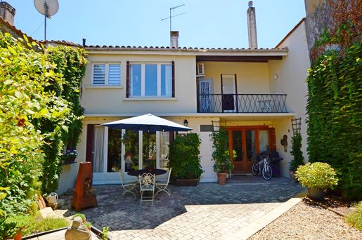 Maison 204 m² · à Monségur · 204 m² · 299 000 €