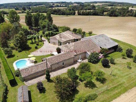 Maison 400 m² · à Eymet · 400 m² · 598 212 €