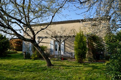 Maison 123 m² · à Duras · 123 m² · 210 940 €