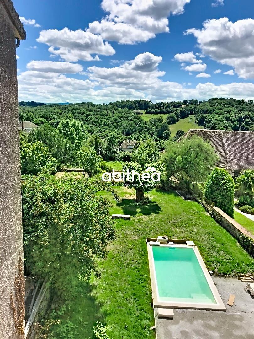 Maison à vendre, 266m², Pierre-Buffière