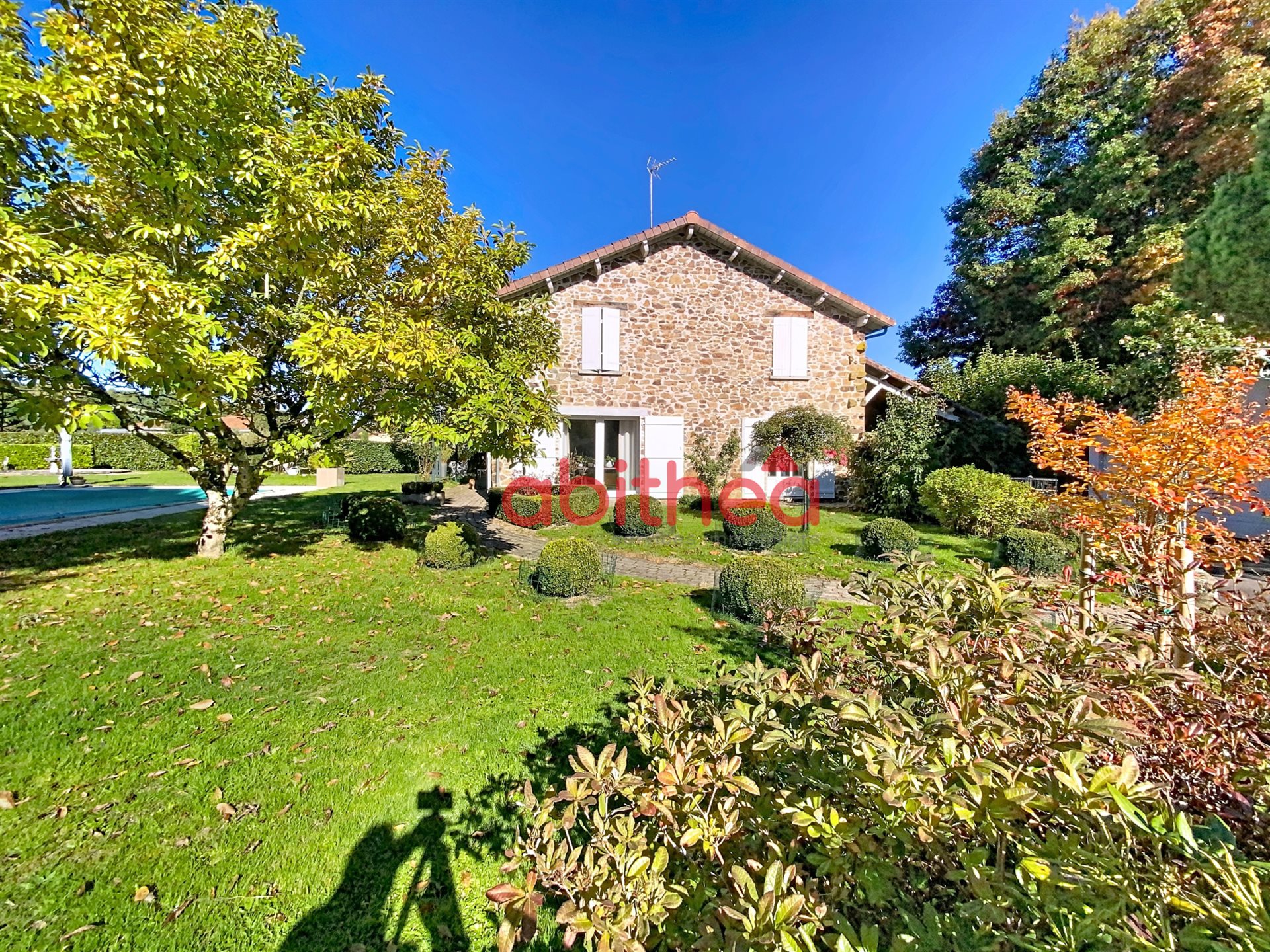 Maison à vendre, 220m², Chaptelat
