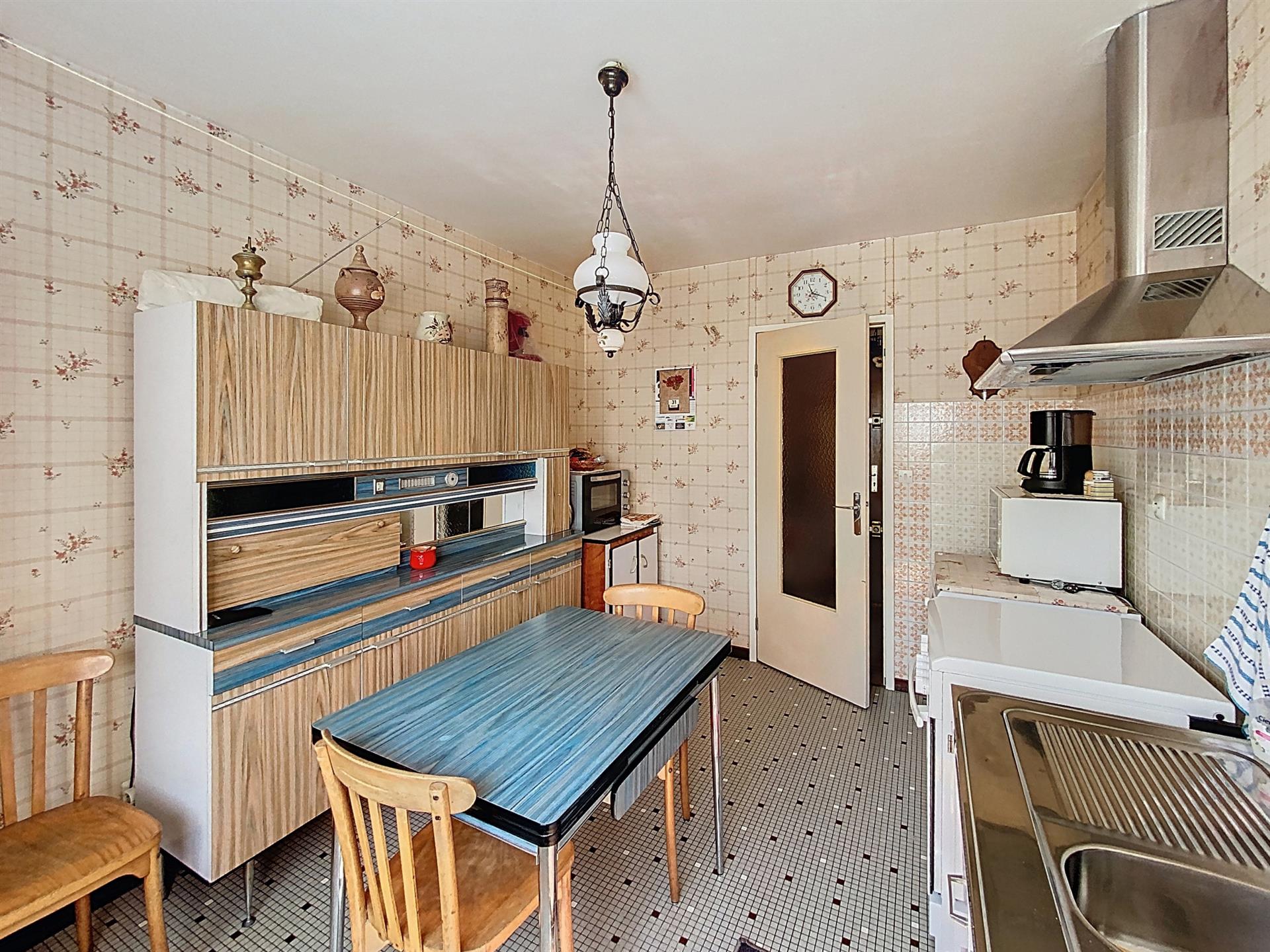 Maison à vendre, 90m², Saint-Yrieix-la-Perche