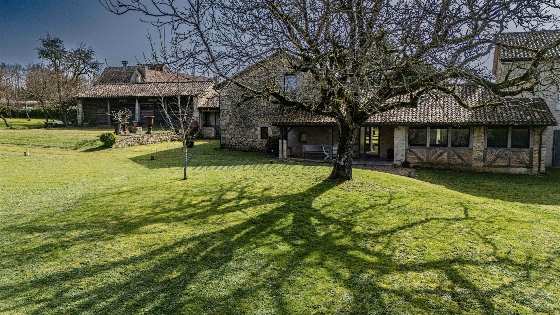 Maison à vendre, 310m², Sarliac-sur-l'Isle