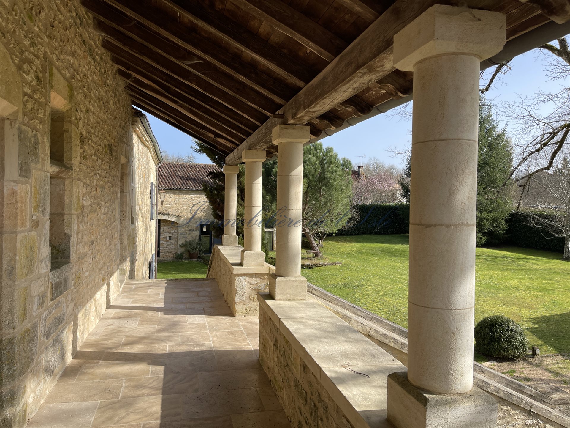 Maison à vendre, 310m², Sarliac-sur-l'Isle