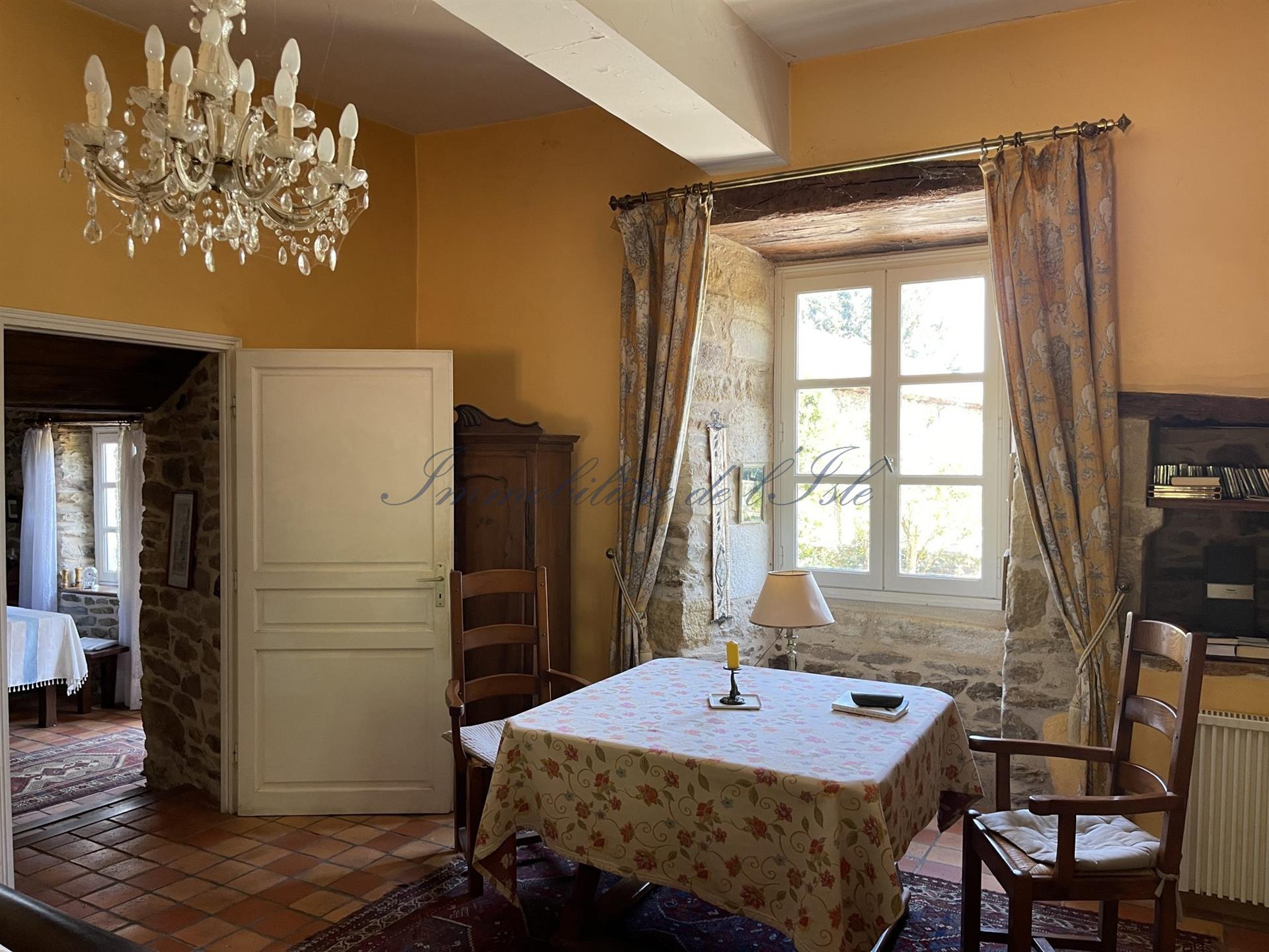 Maison à vendre, 290m², Saint-Jory-las-Bloux