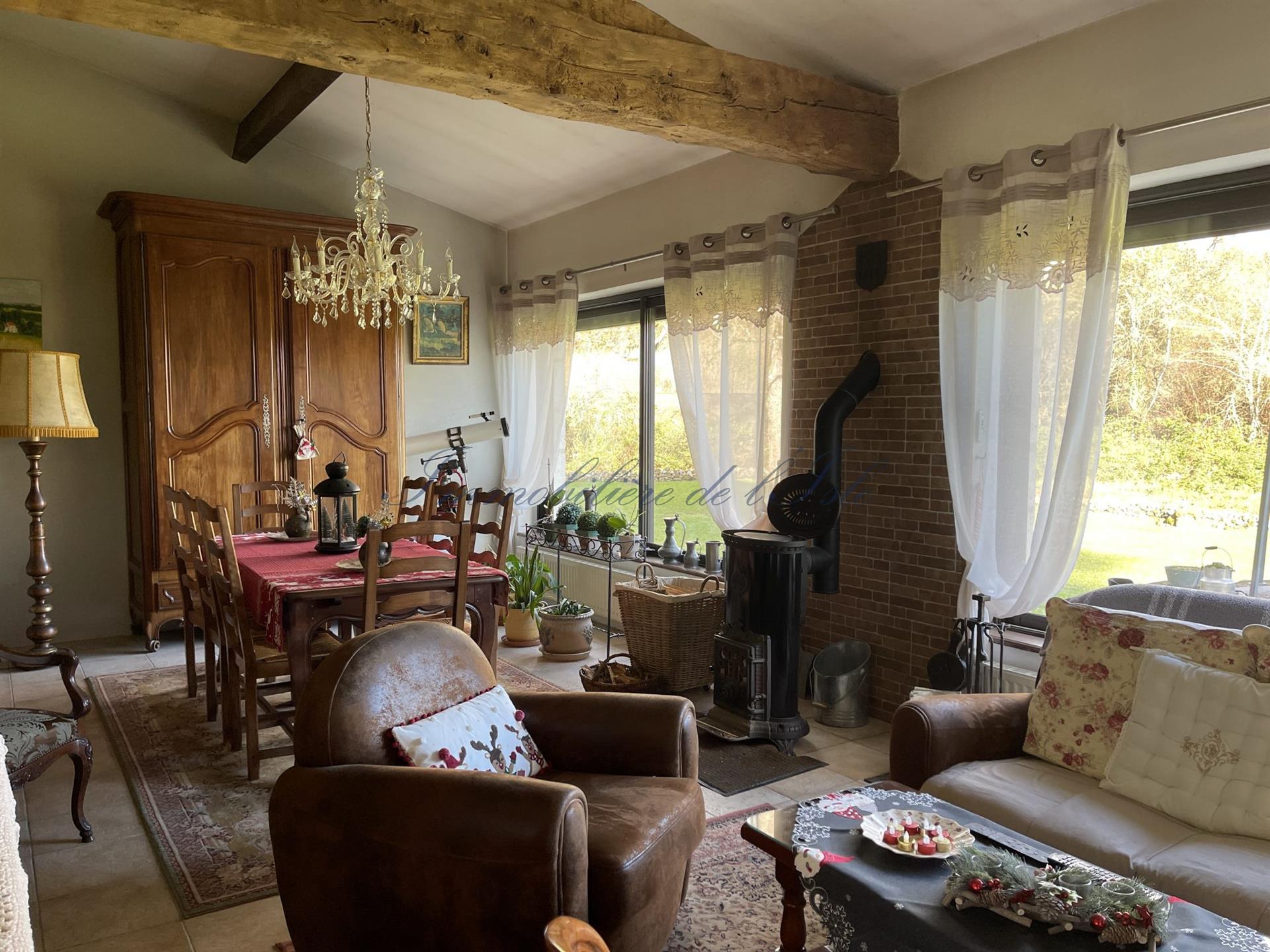 Maison à vendre, 396m², Saint-Crépin-d'Auberoche