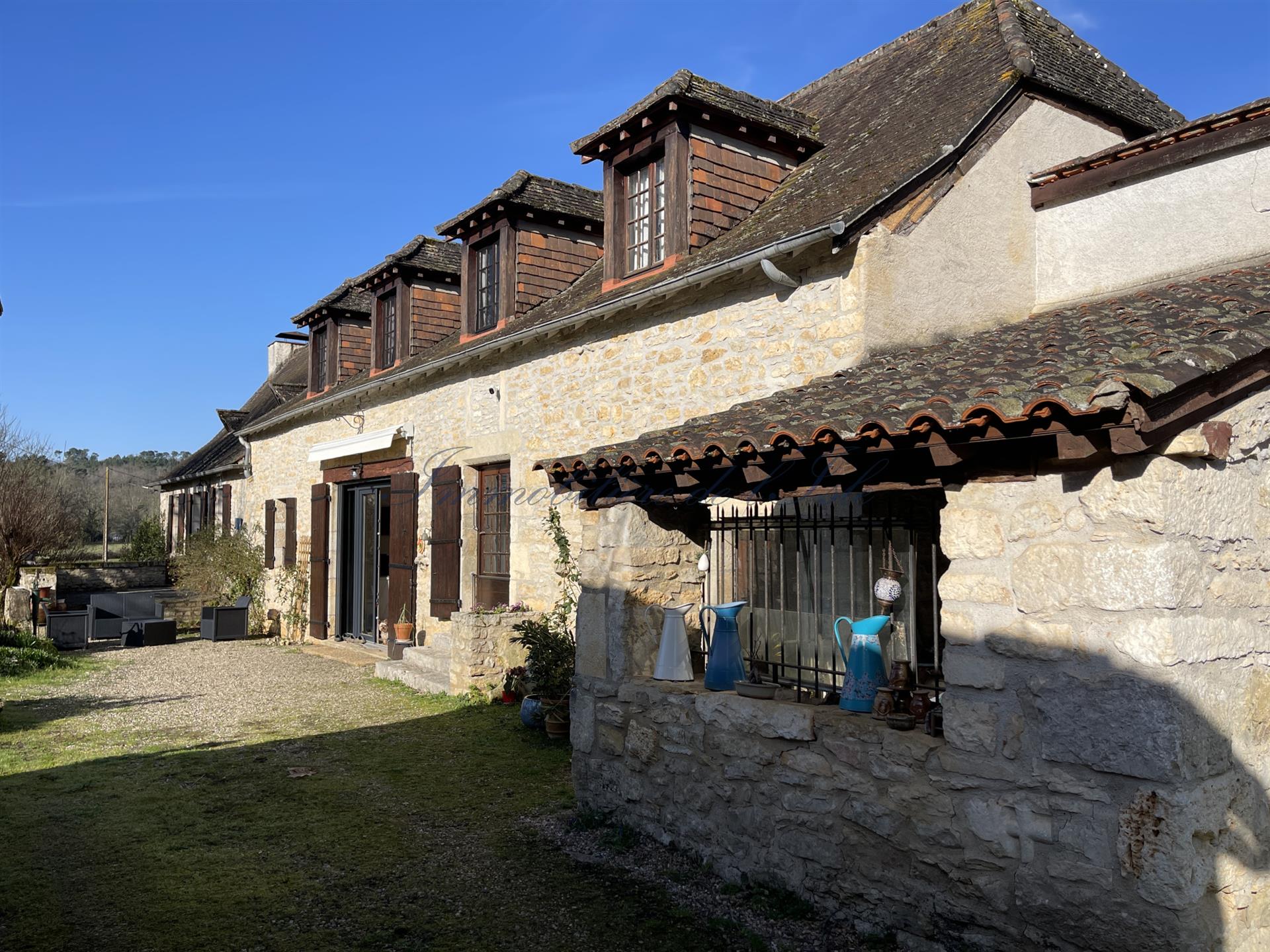Maison à vendre, 200m², Coulaures