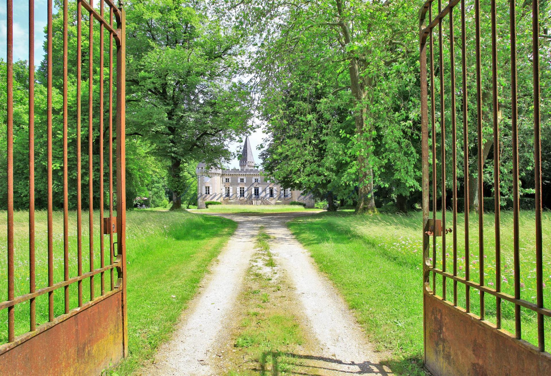 Maison à vendre, 792m², Champagnac-de-Belair