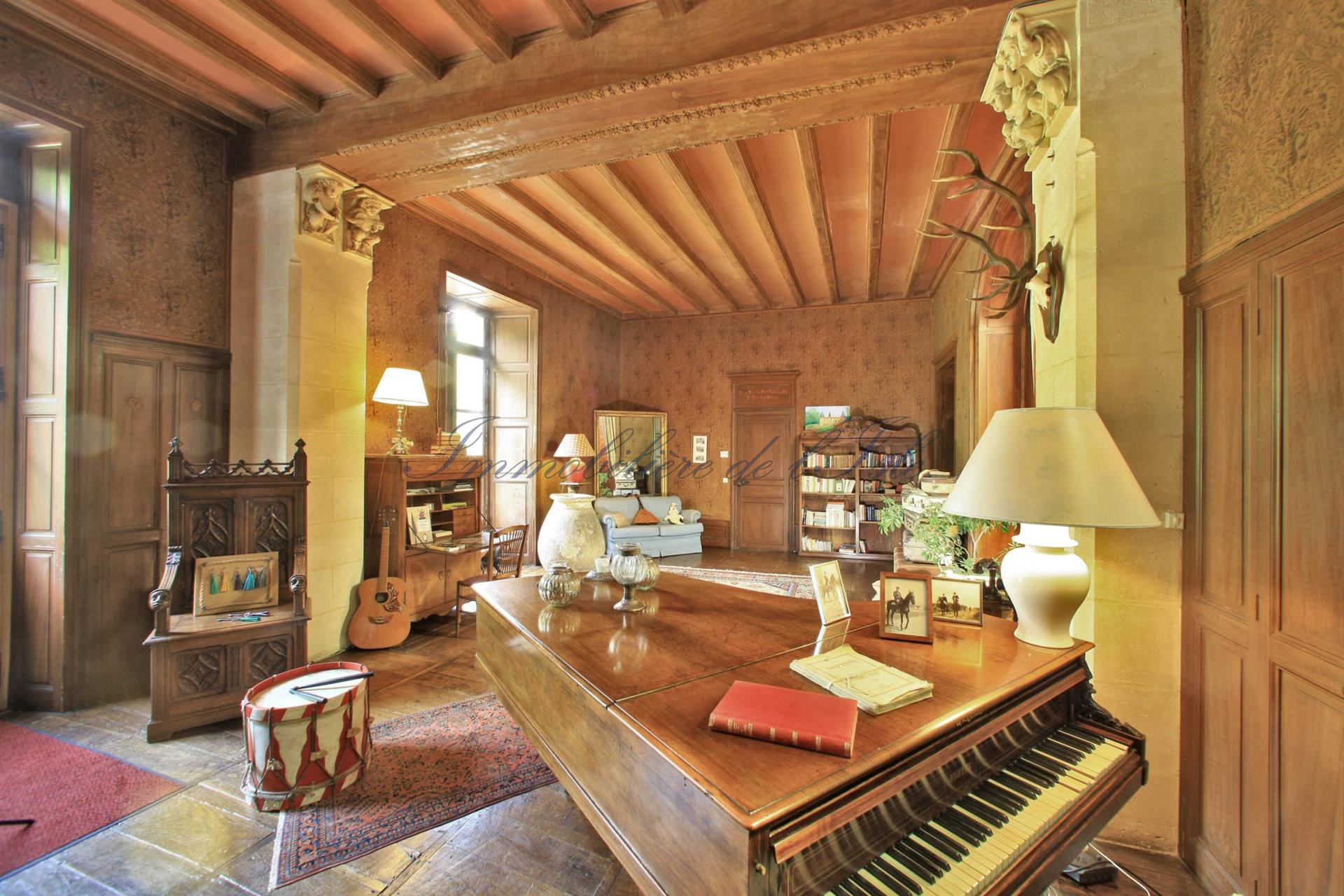 Maison à vendre, 792m², Champagnac-de-Belair