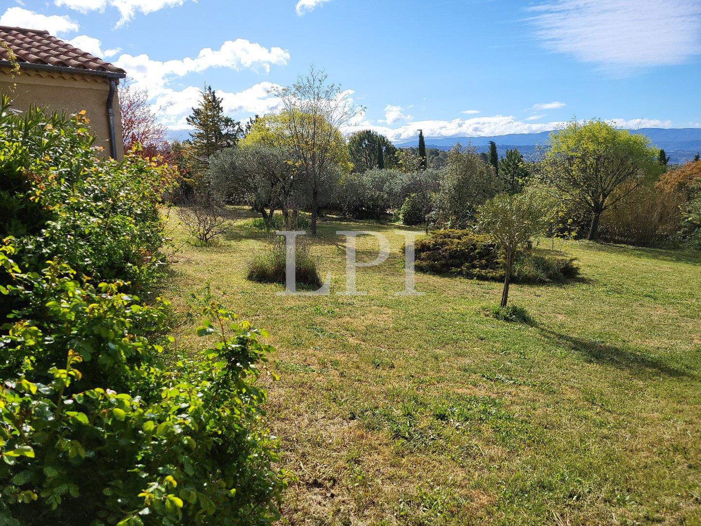 Maison à vendre, 210m², Saint-Saturnin-lès-Apt
