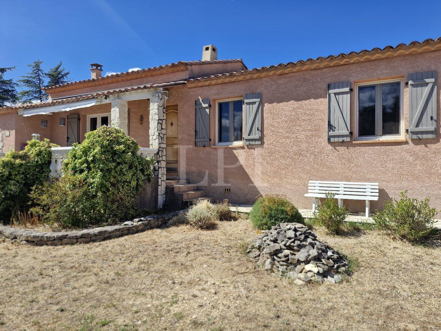 Maison à vendre, 115m², Saint-Saturnin-lès-Apt